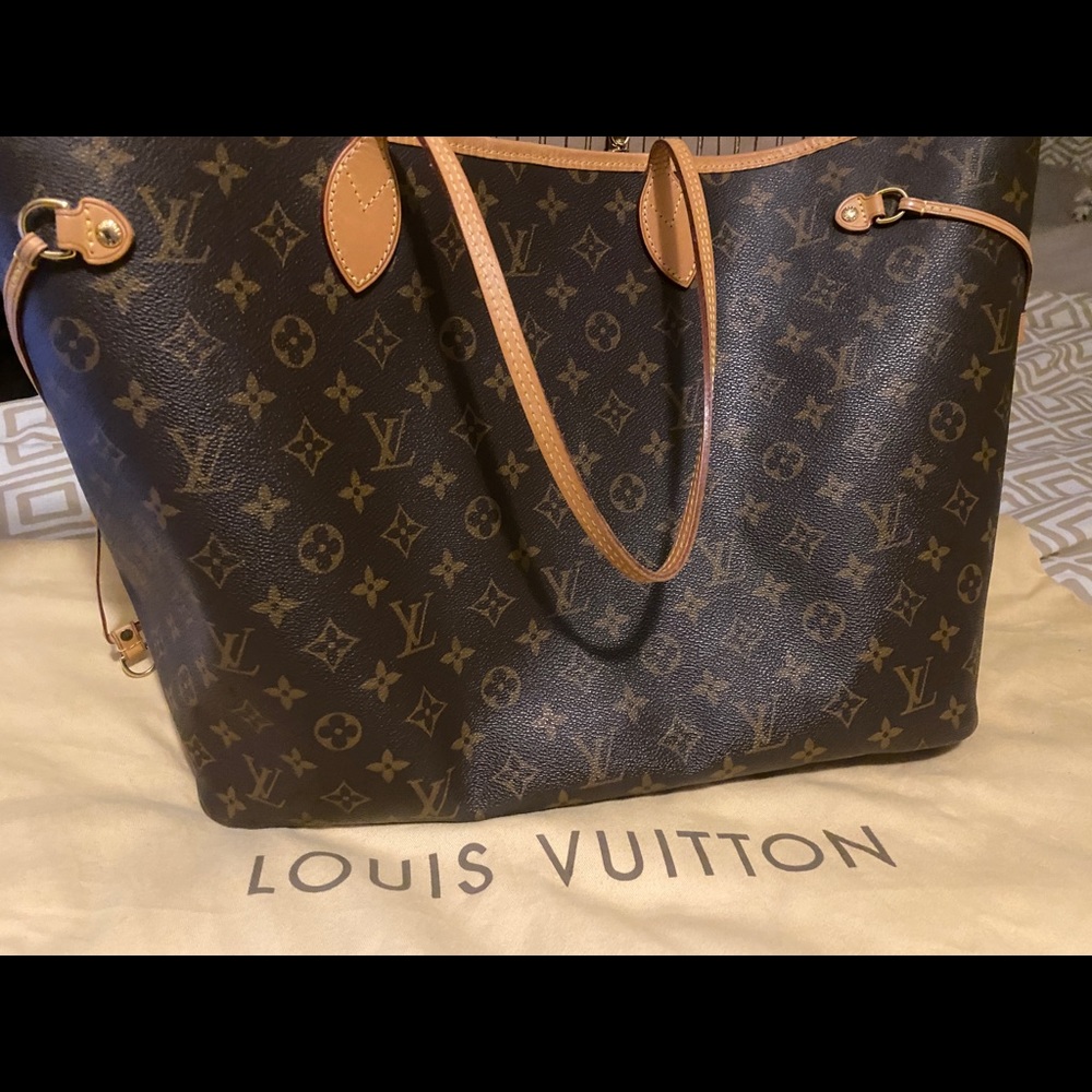 Authentic Louis Vuitton Neverfull GM